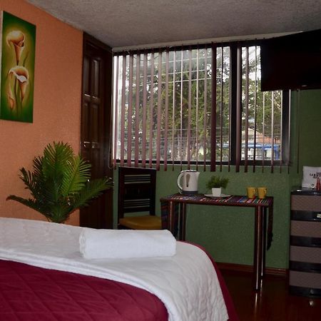 La Estacion Hostal Quito Esterno foto