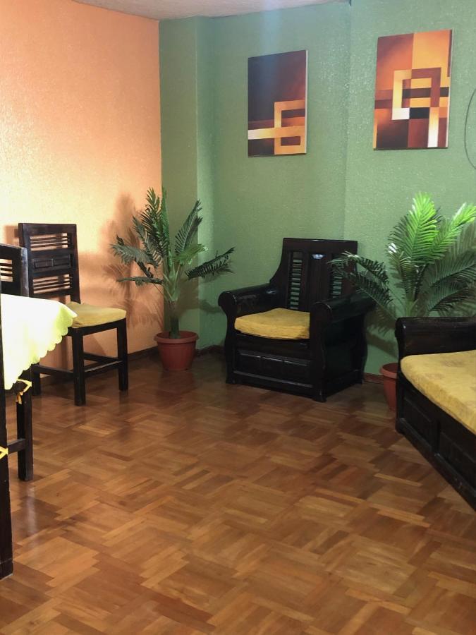 La Estacion Hostal Quito Esterno foto