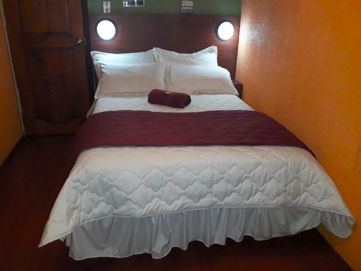 La Estacion Hostal Quito Esterno foto